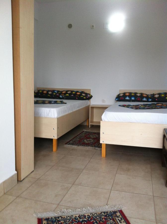 Pensiunea Lucia Eforie Nord Luaran gambar